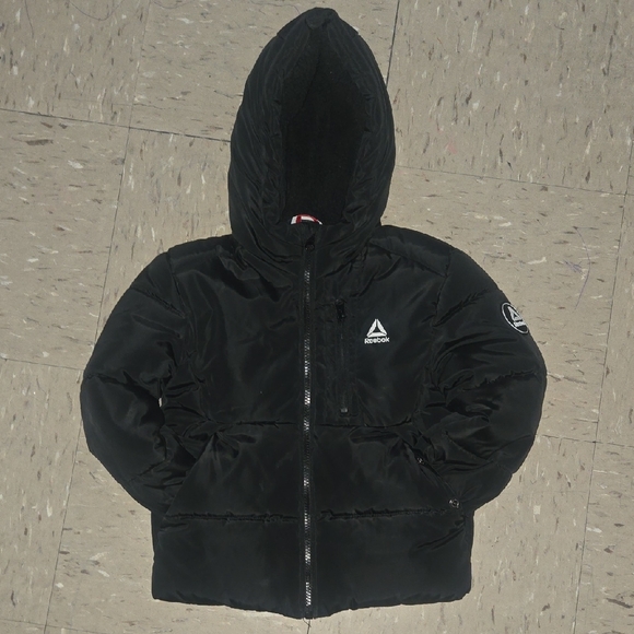 Reebok Other - Reebok Heavyweight Hooded Puffer Coat